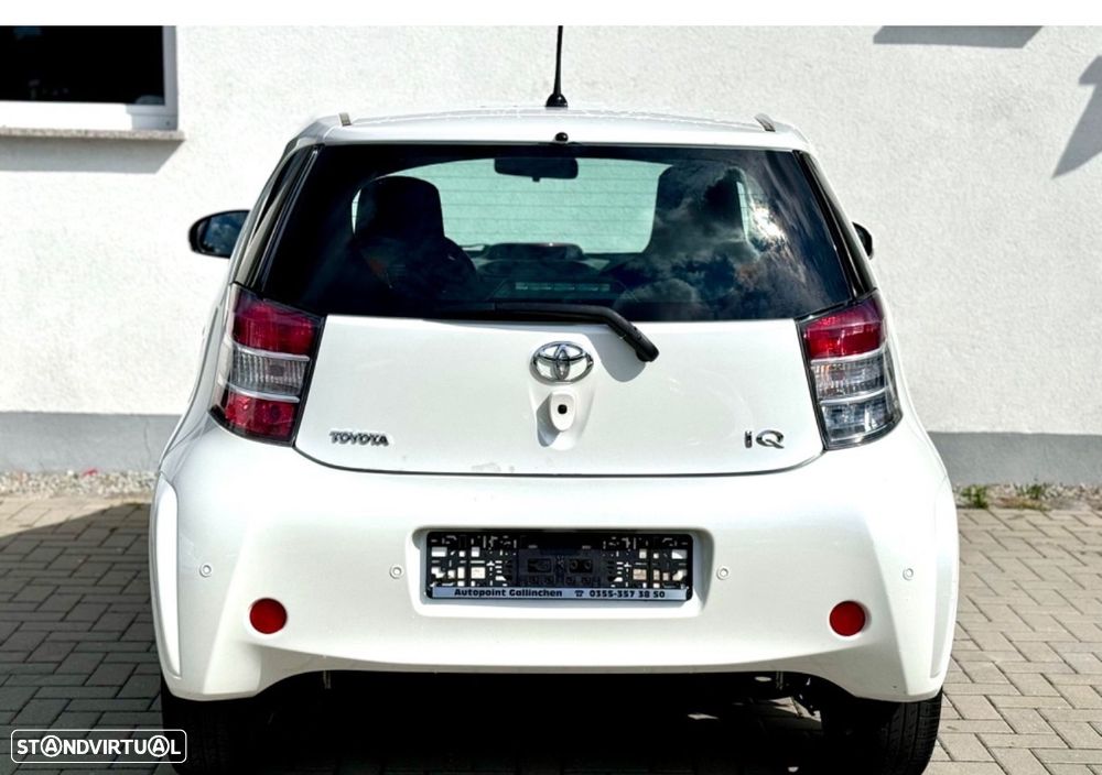 Toyota iQ 1.0 VVT-i 2 MultiDrive EP - 7