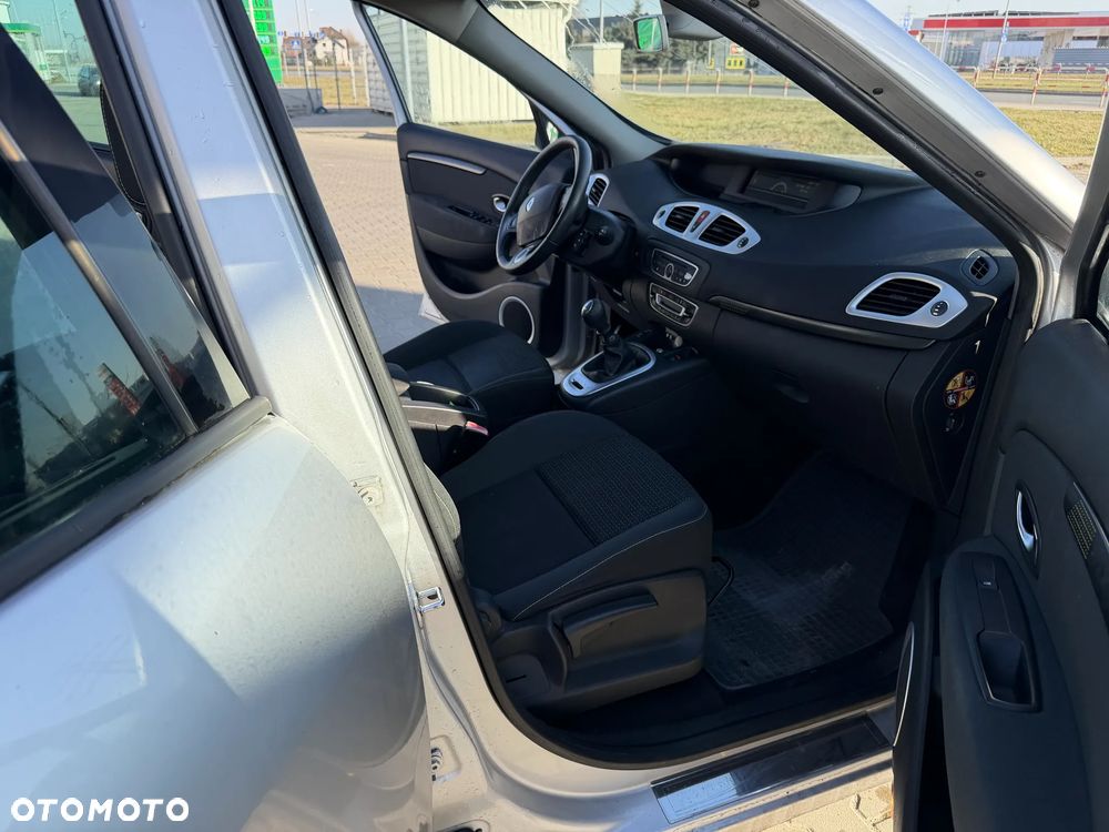Renault Scenic - 5