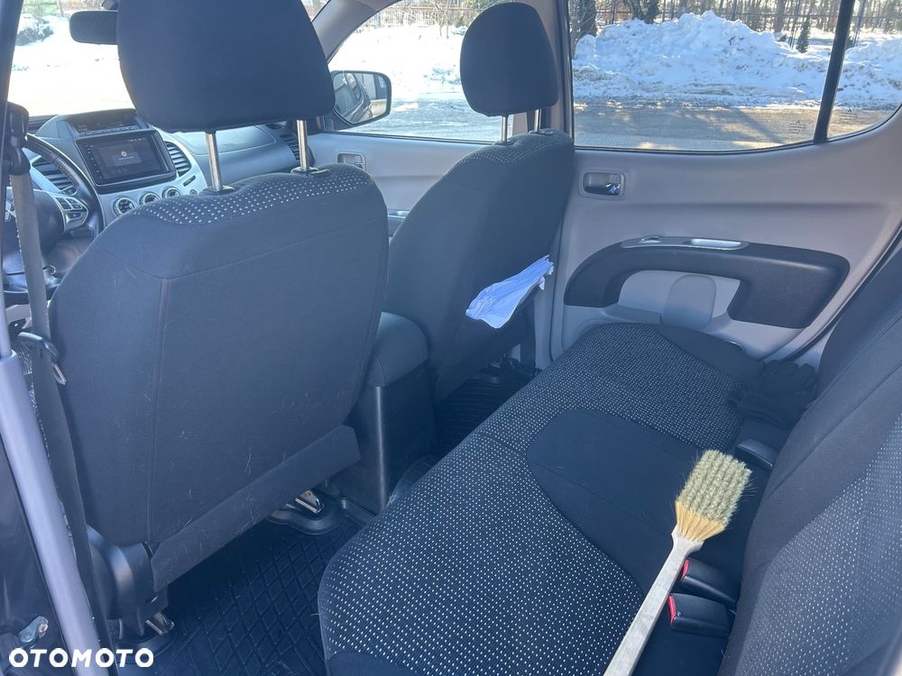 Mitsubishi L200 Pick Up 4x4 Intense Double Cab - 17