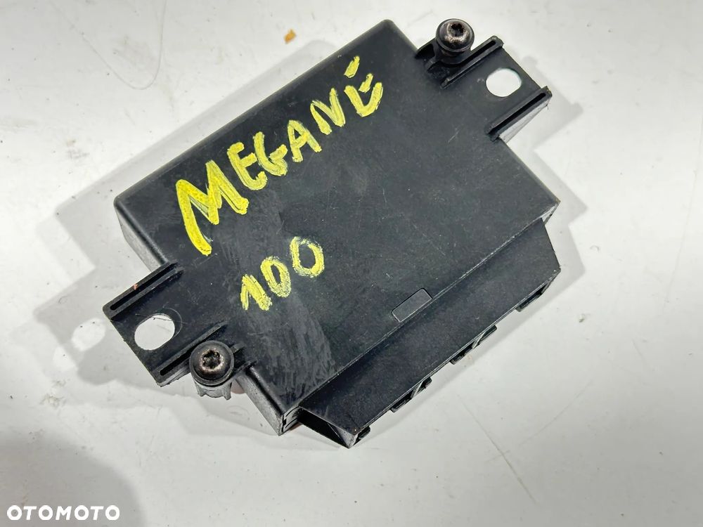 Moduł sterownik PDC Renault Megane III 259902890R - 4
