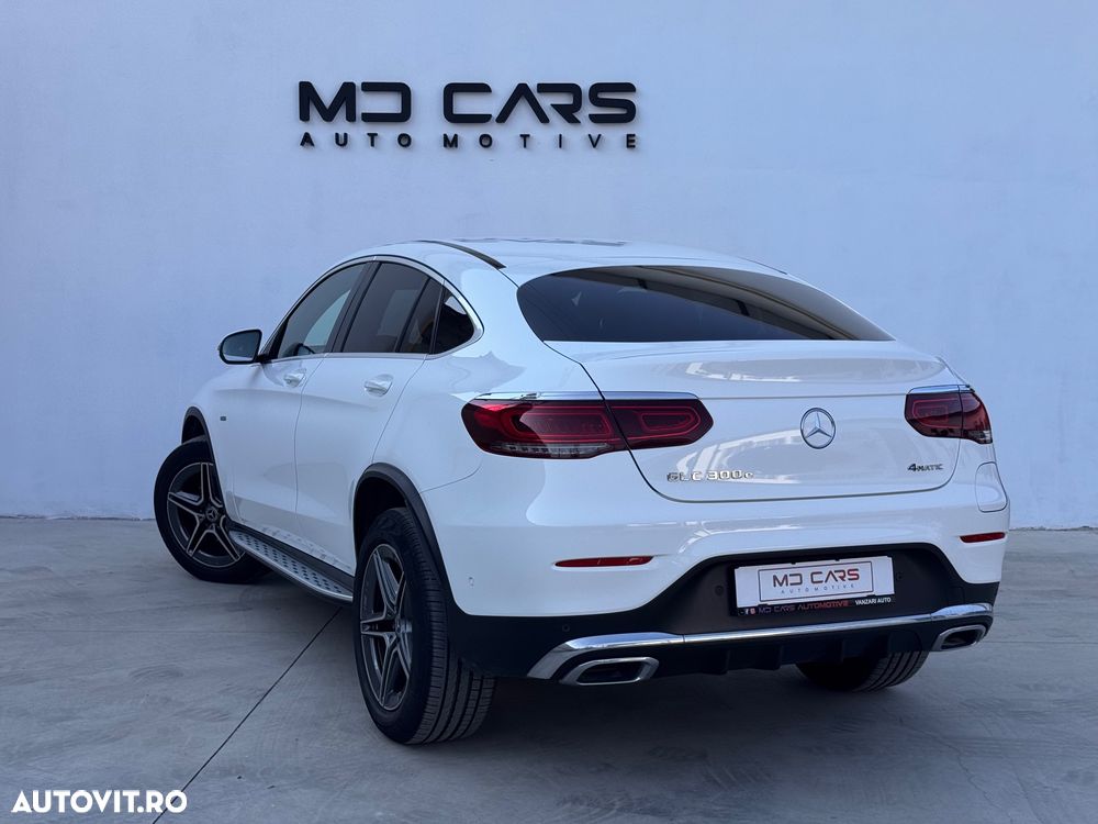 Mercedes-Benz GLC Coupe 300 e 4Matic 9G-TRONIC AMG Line Plus - 4