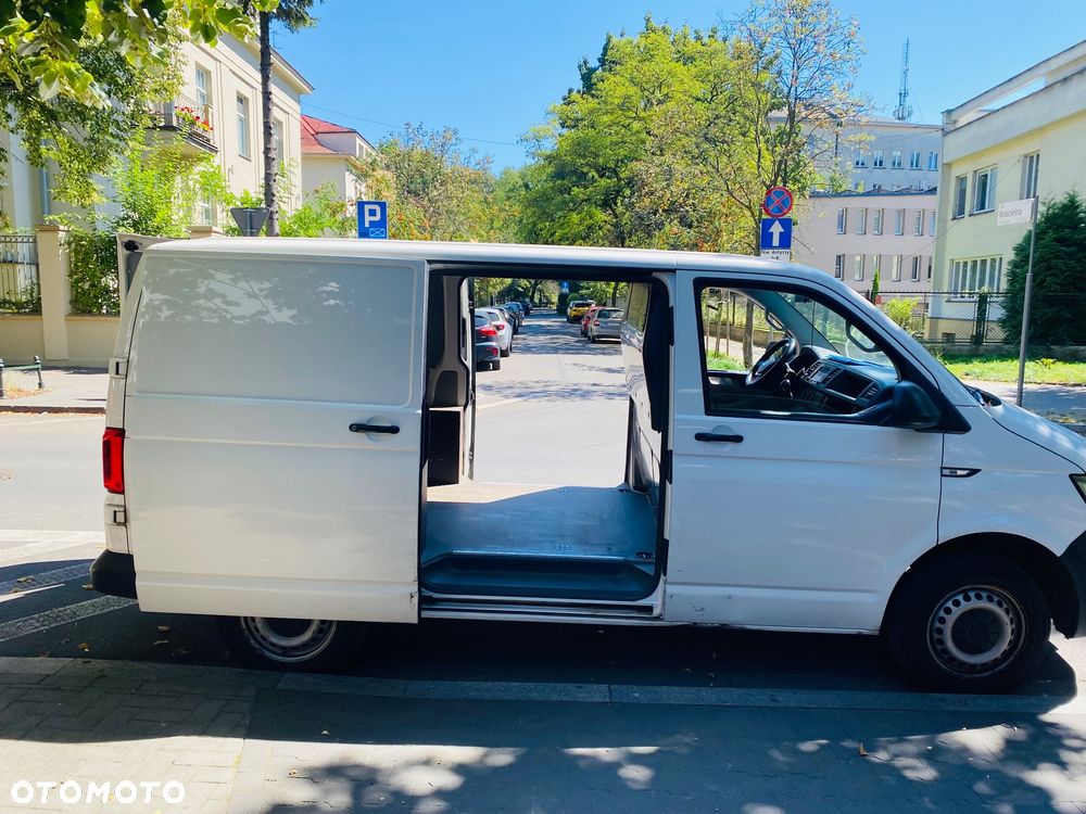Volkswagen Transporter - 2