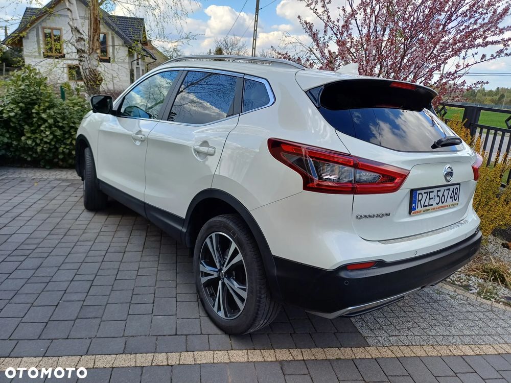 Nissan Qashqai 1.2 DIG-T N-Connecta EU6 - 4