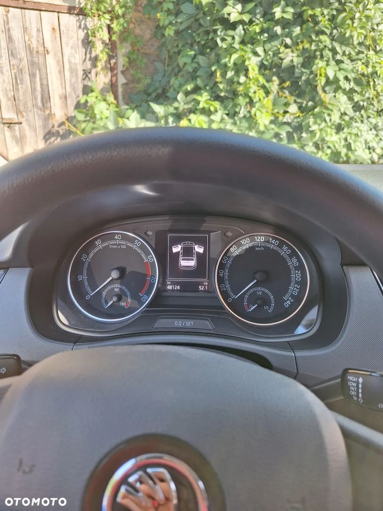 Skoda Fabia 1.0 MPI Active - 13