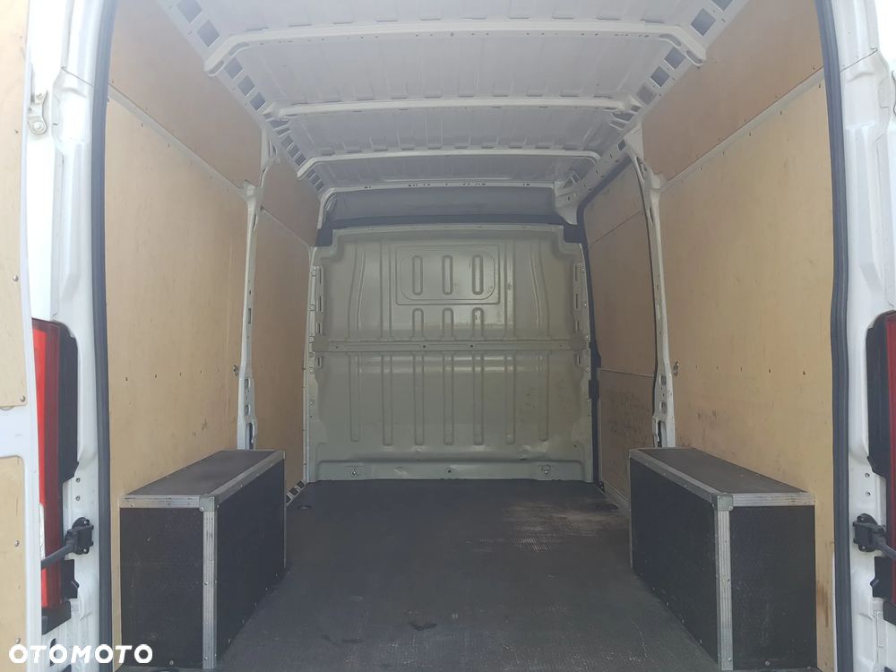 Peugeot 2021R BOXER L2H2 DUCATO 2.2CDTI 3.5t 140KM FWD 4d - 12
