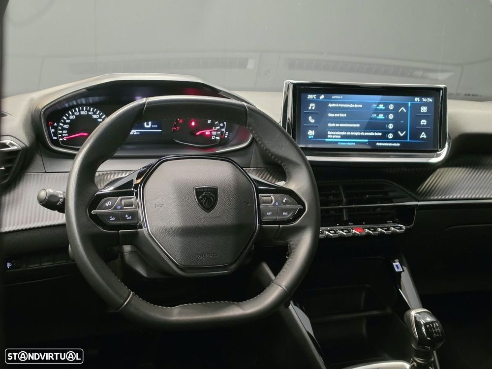 Peugeot 2008 1.2 PureTech Active - 12