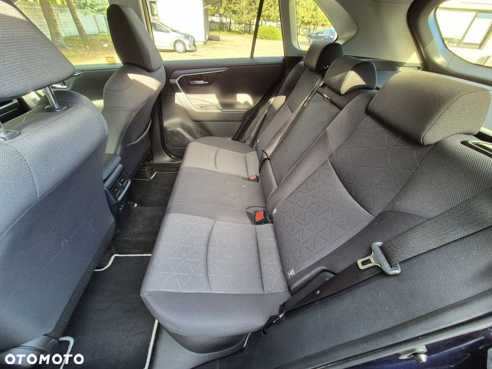 Toyota RAV4 - 7