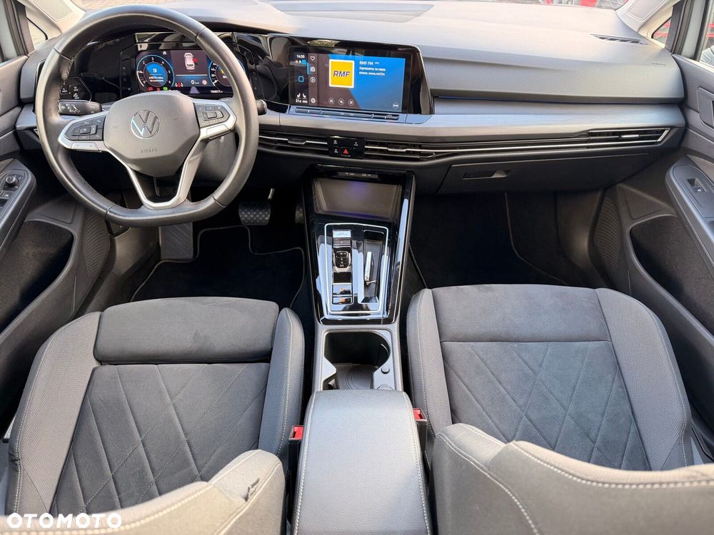 Volkswagen Golf Variant - 14