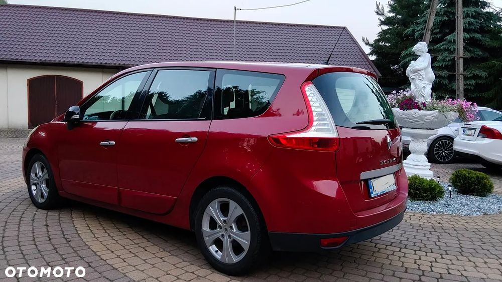Renault Scenic 1.6dCi Energy Privilege - 8
