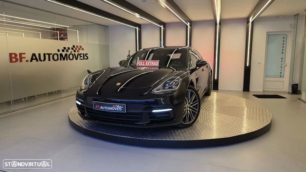 Porsche Panamera 4 E-Hybrid - 12