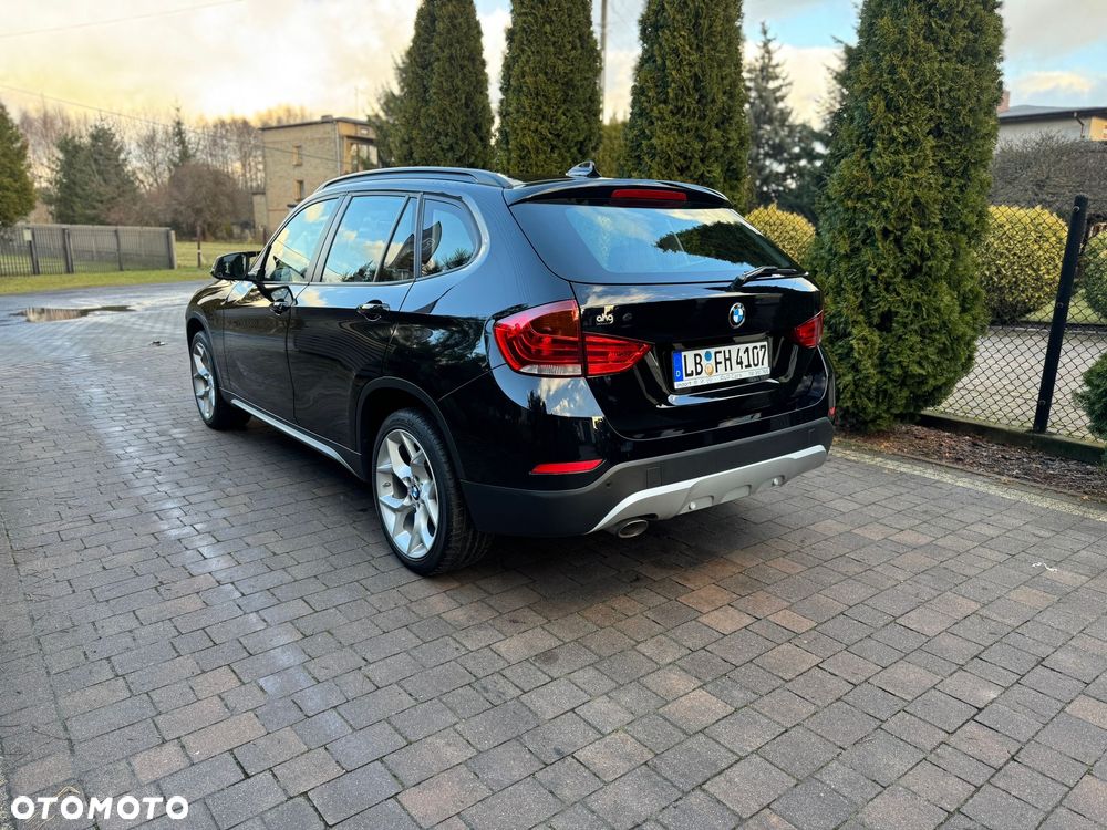 BMW X1 xDrive18d xLine - 3