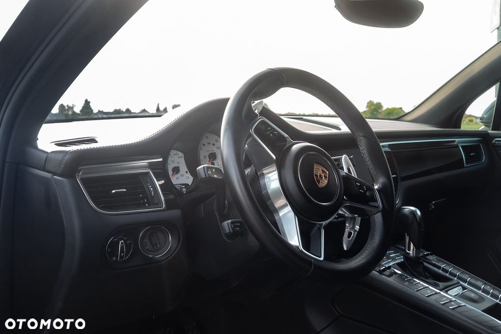 Porsche Macan S - 13
