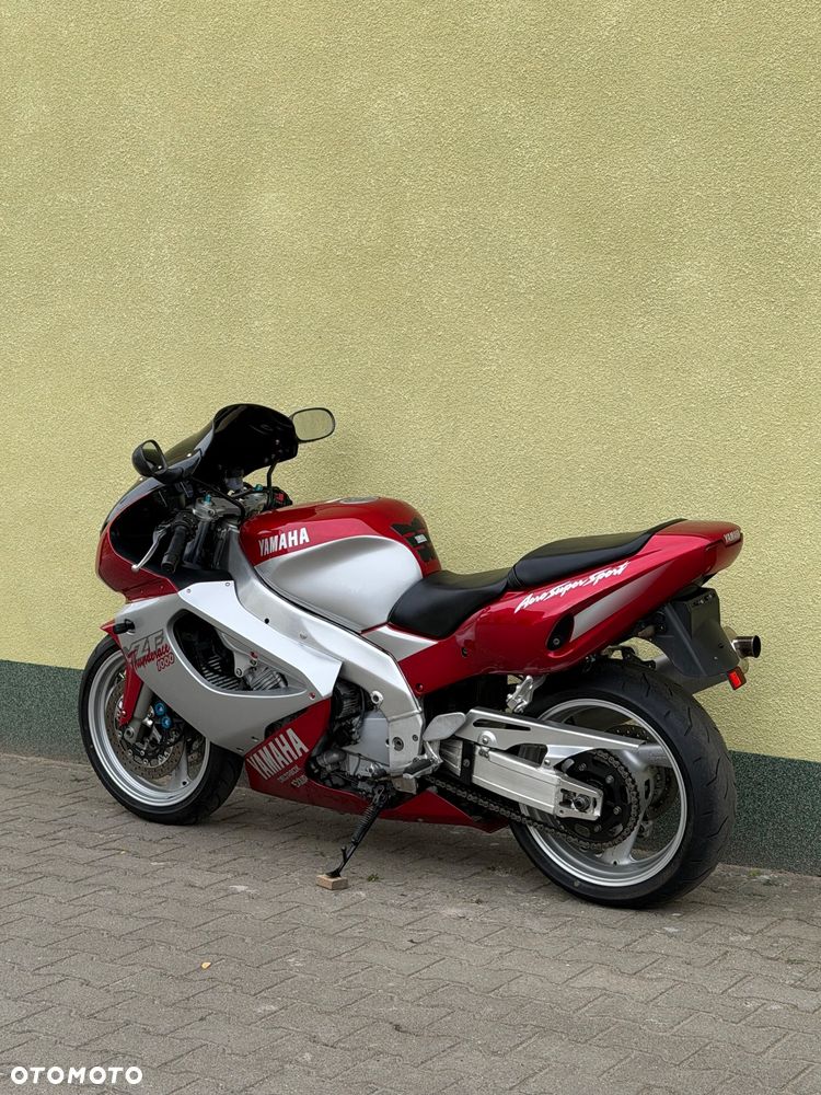 Yamaha Thunderace - 19