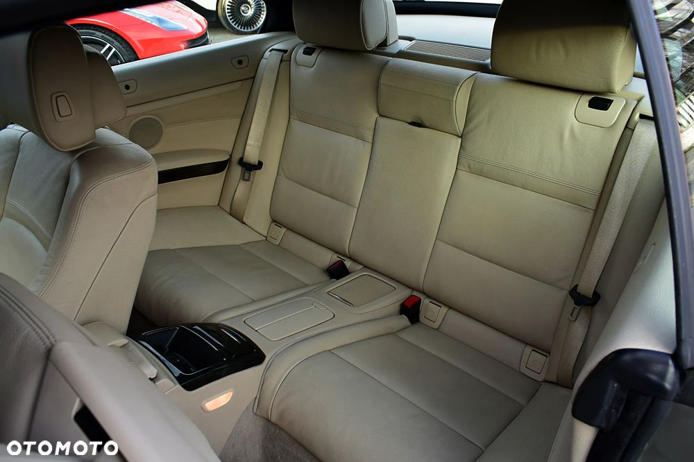 BMW Seria 3 325d - 6