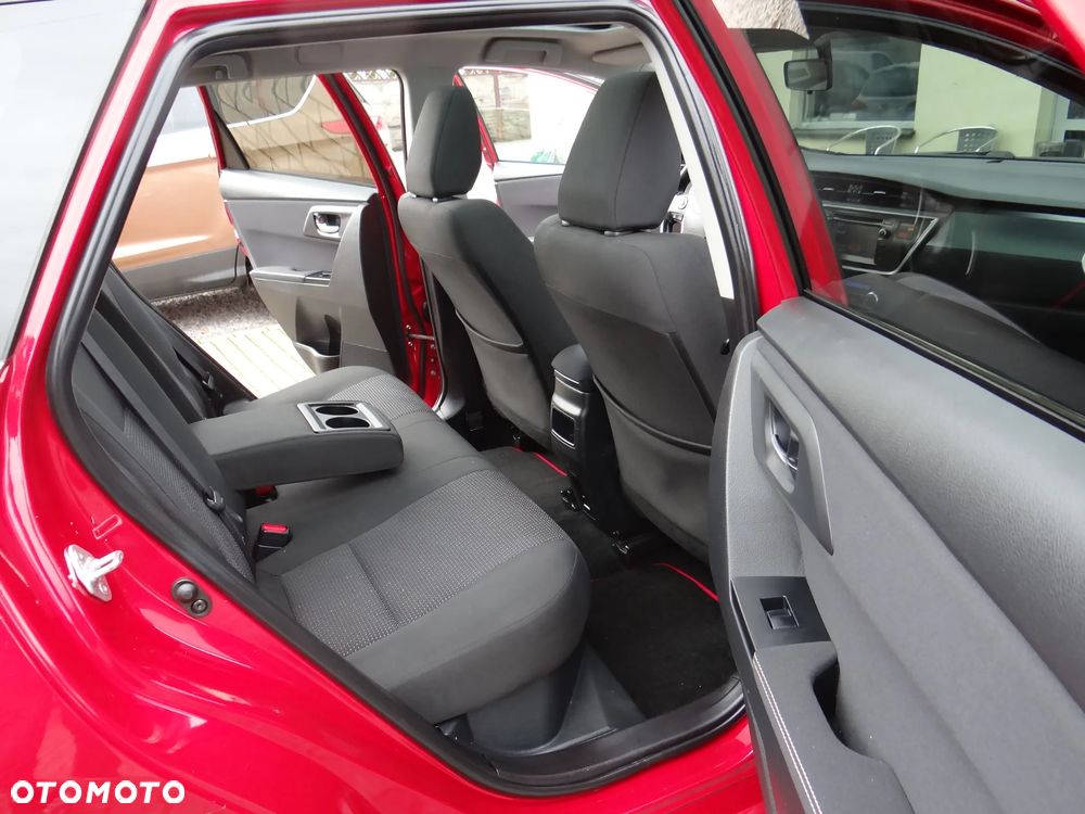 Toyota Auris 1.8 VVT-i Hybrid Automatik Touring Sports Executive - 37