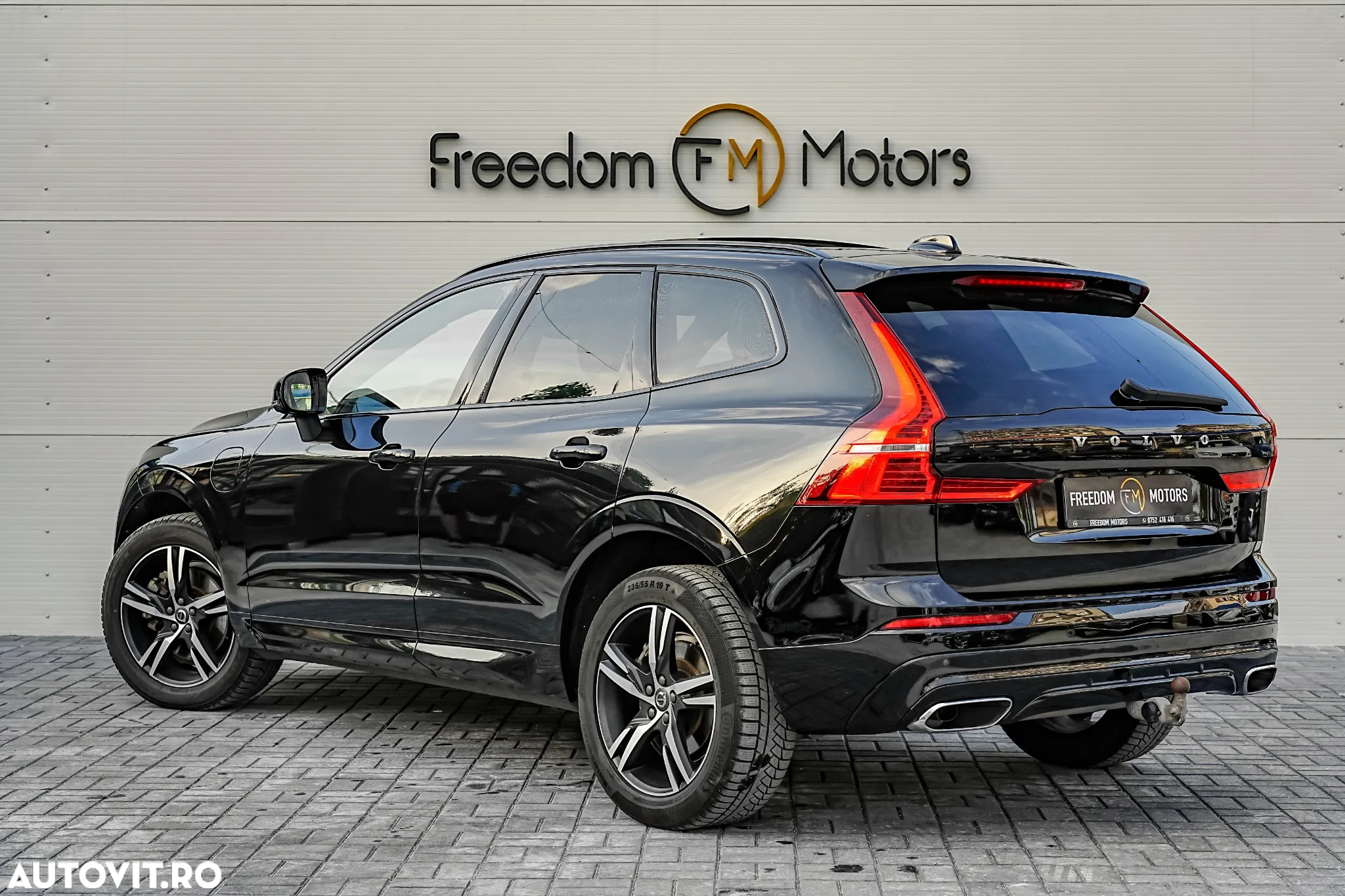 Volvo XC 60 T6 AWD Recharge Geartronic RDesign Expression - 7