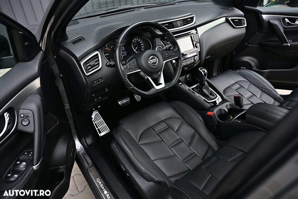 Nissan Qashqai 1.7 dCi Xtronic ALL-MODE 4x4i TEKNA - 19