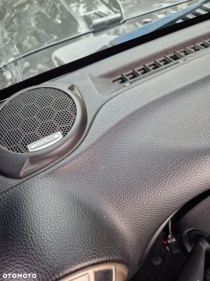 Jeep Wrangler 2.8 CRD Unlim Sahara - 32