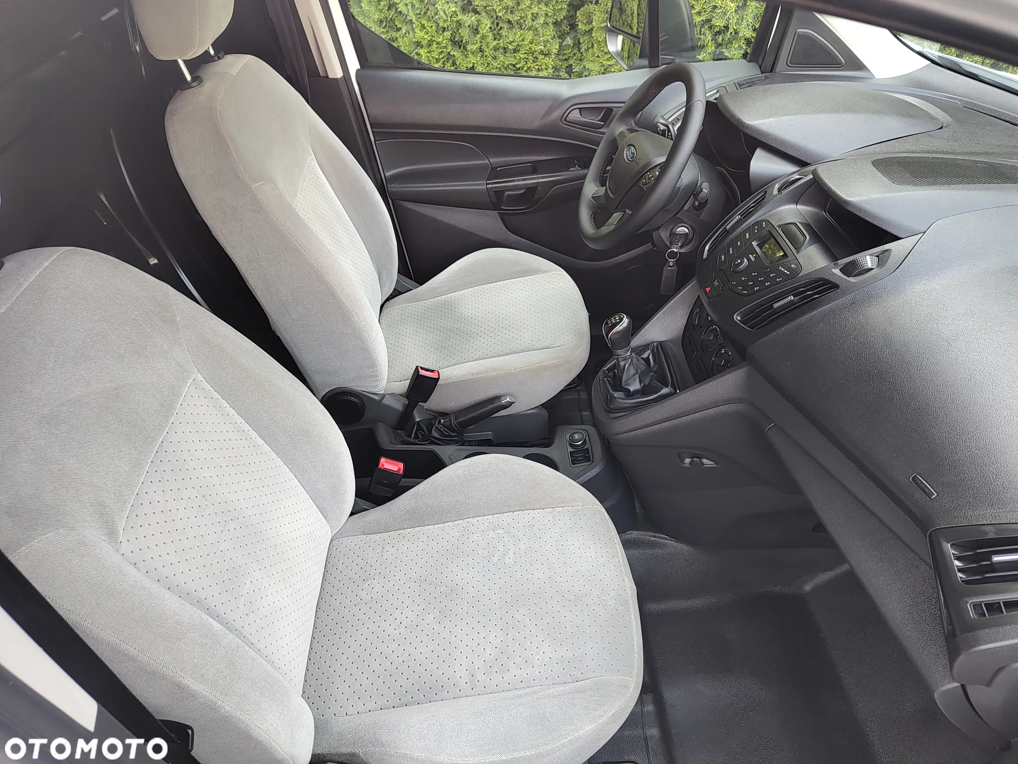 Ford Connect - 15