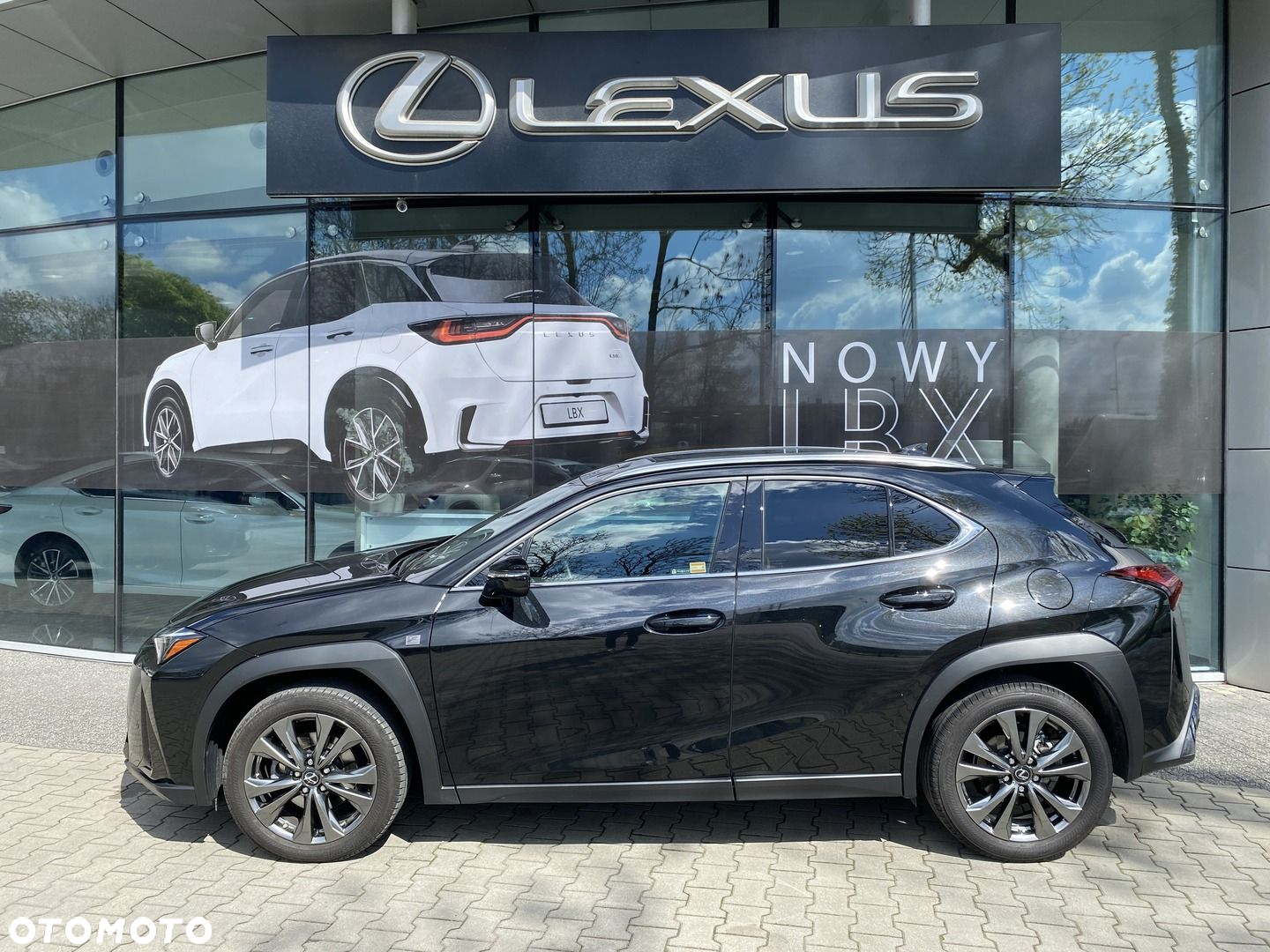 Lexus UX - 7