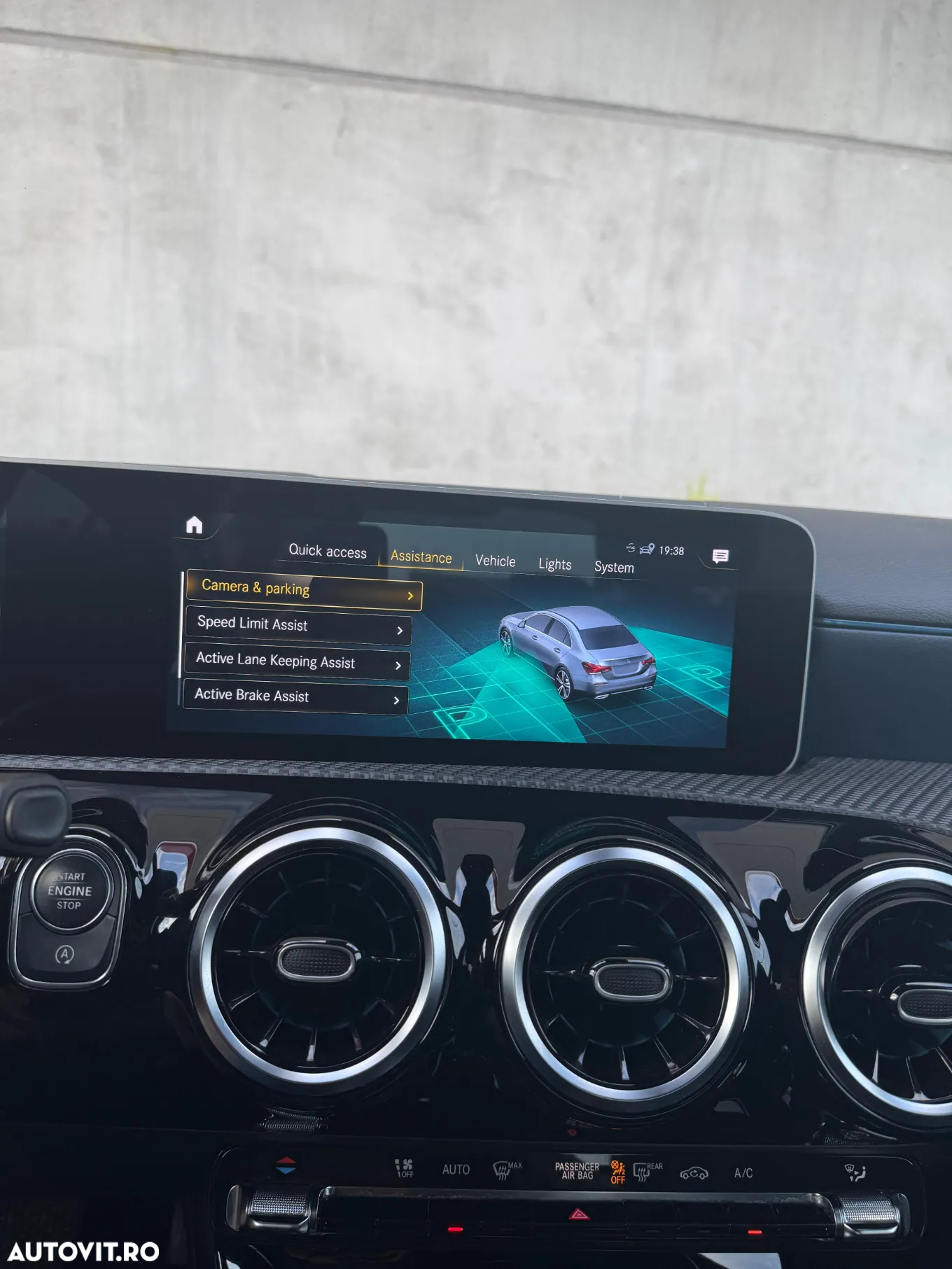 Mercedes-Benz A 180 d 7G-DCT - 17