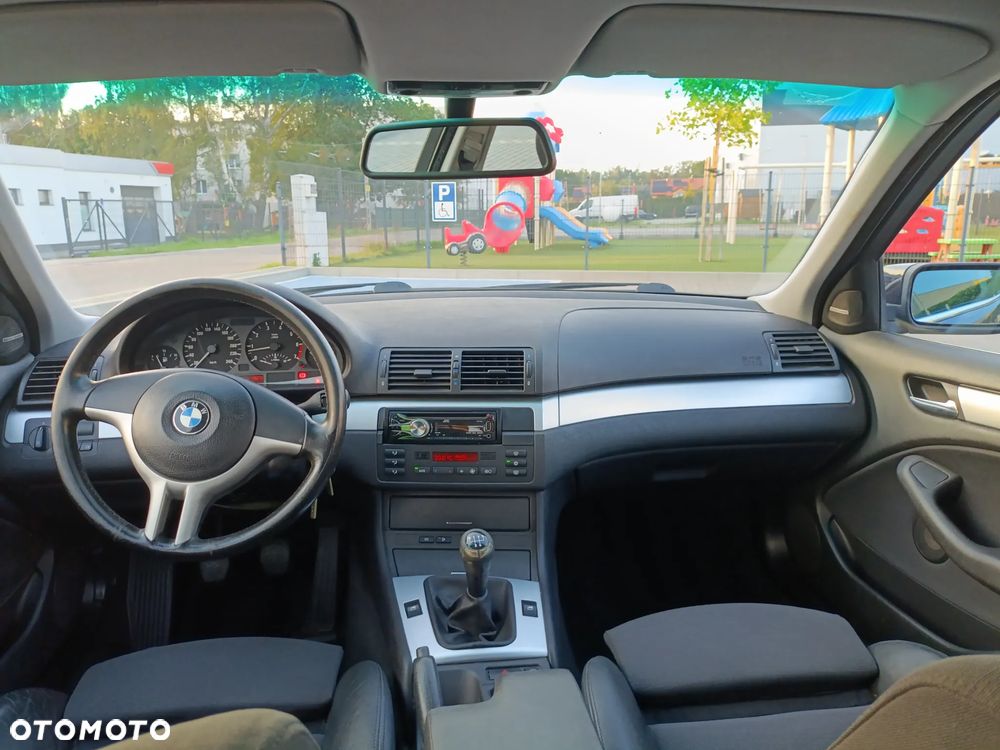 BMW Seria 3 320i Edition Exclusive - 5