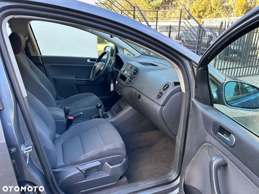 Volkswagen Golf Plus 2.0 FSI Comfortline - 8