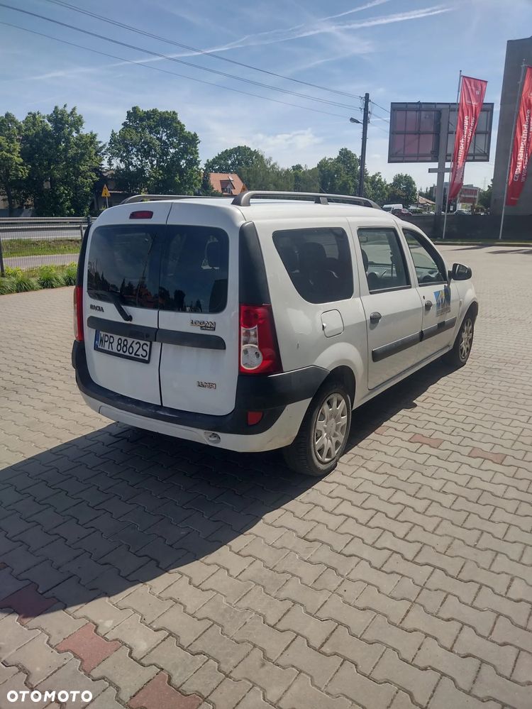 Dacia Logan - 4