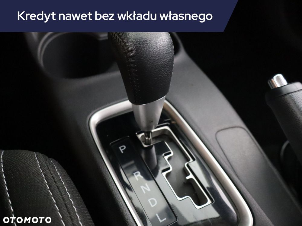 Mitsubishi Outlander - 15