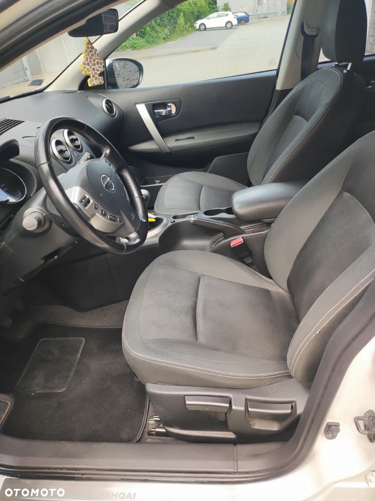 Nissan Qashqai 1.6 Acenta - 21