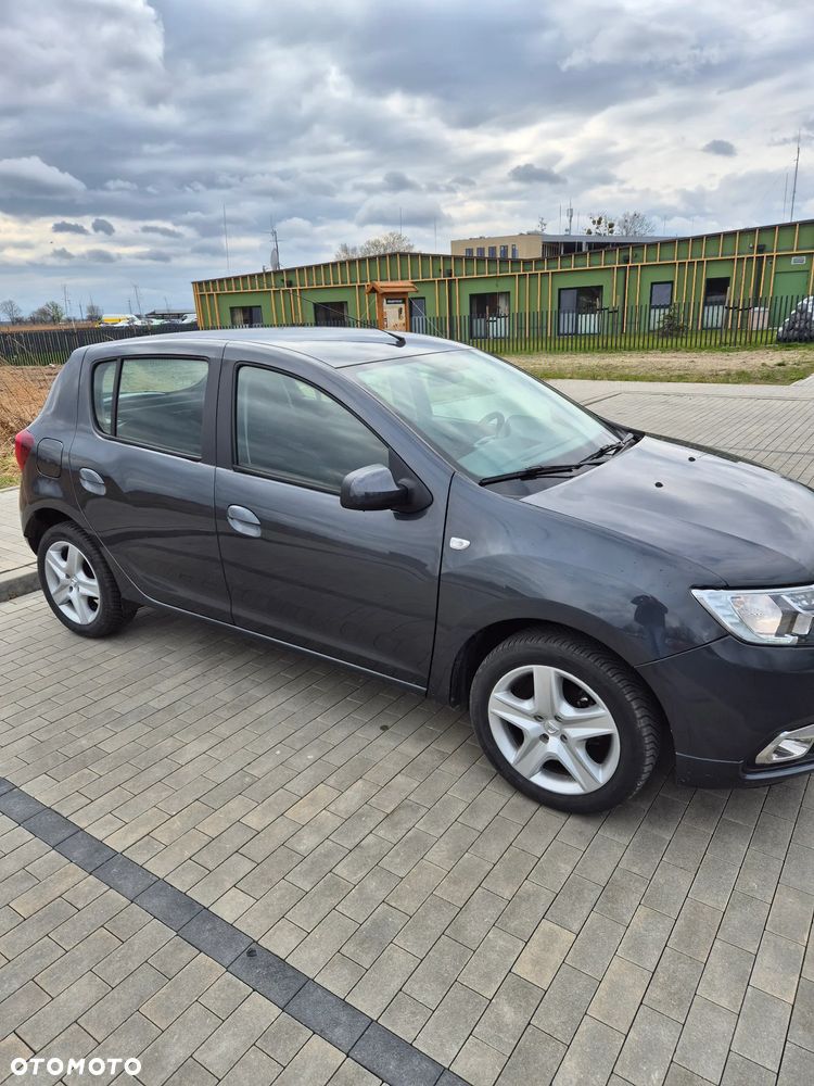 Dacia Sandero SCe 75 Laureate - 4