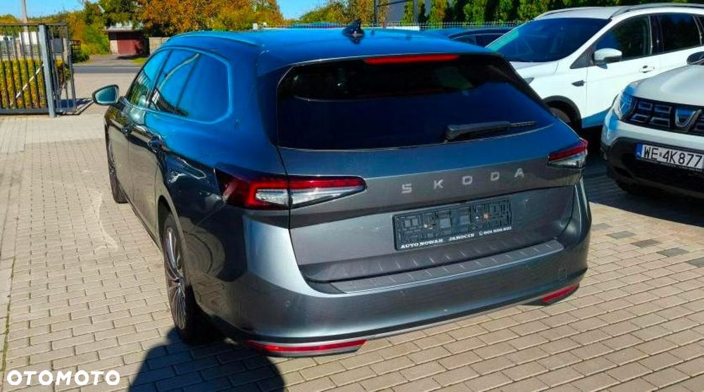 Skoda Superb 2.0 TDI SCR 4x4 L&K DSG - 3