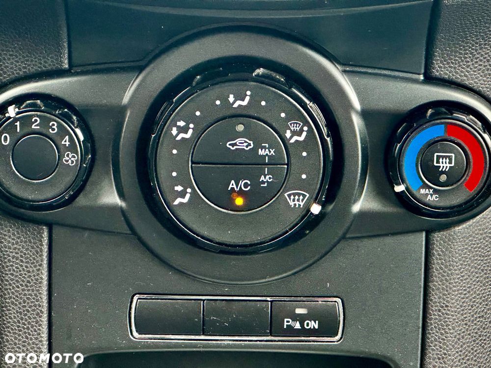 Ford Fiesta 1.0 Ambiente - 13