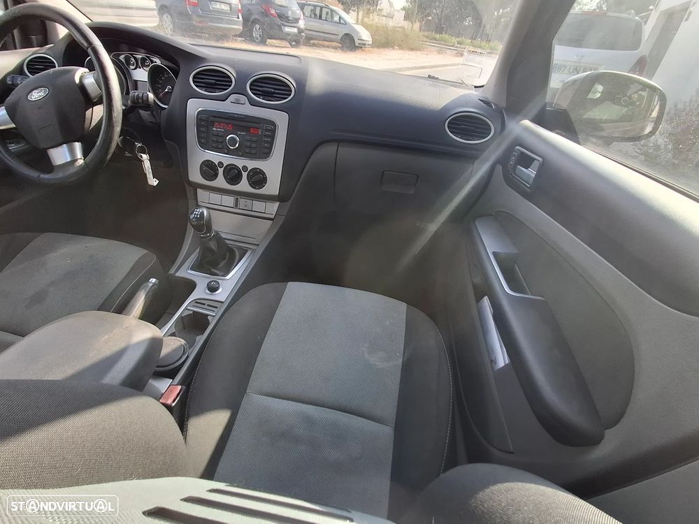 Ford Focus SW 1.6 TDCi ECOnetic - 11