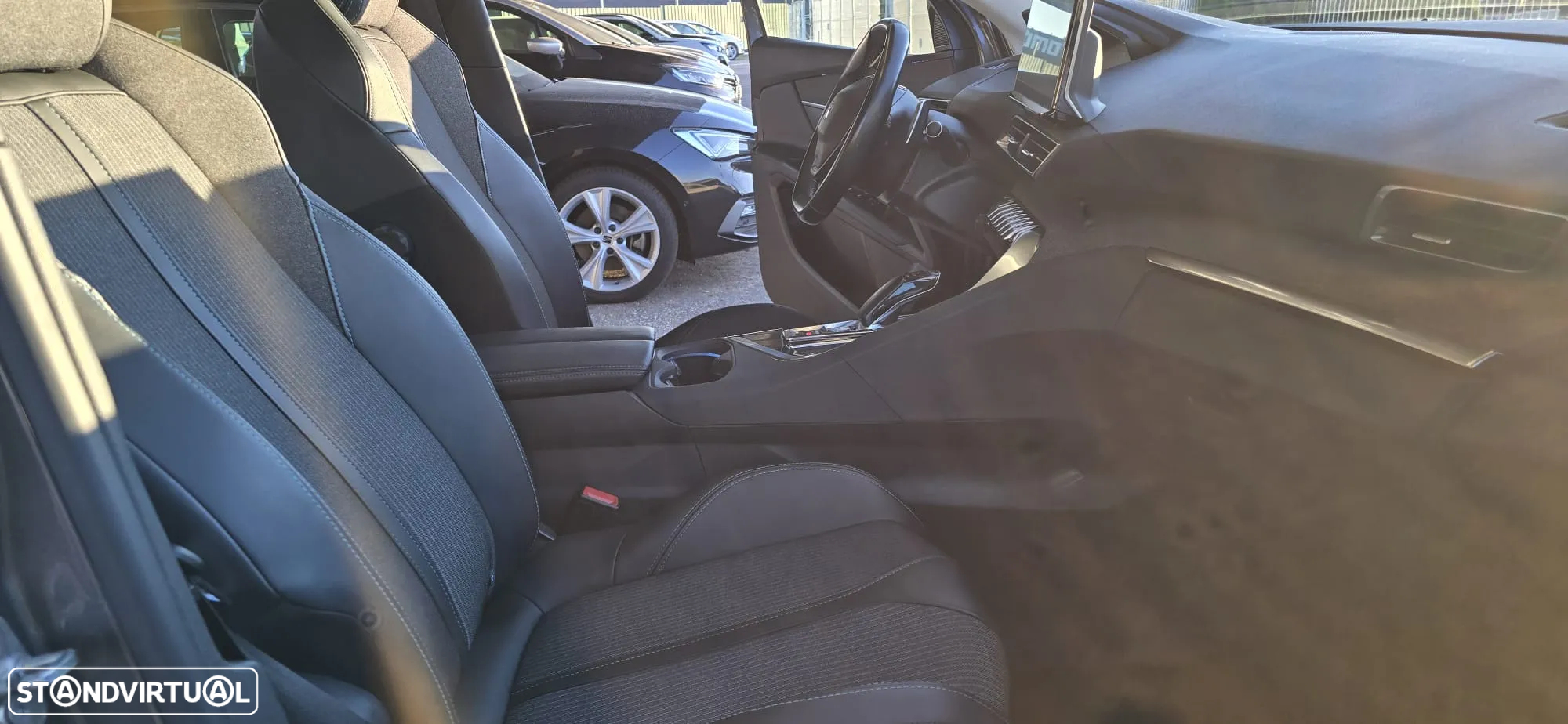 Peugeot 3008 1.6 Hybrid Allure Pack e-EAT8 - 53