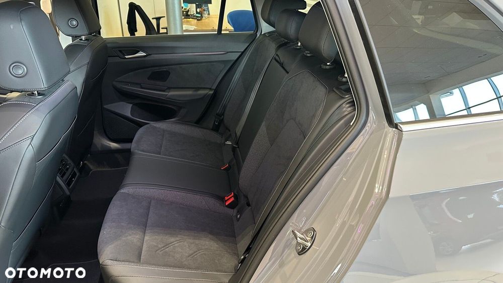 Volkswagen Golf - 13