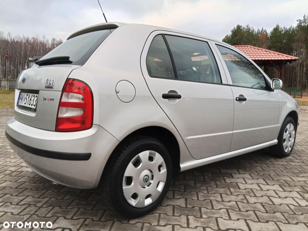 Skoda Fabia 1.2 HTP Cool Edition - 11