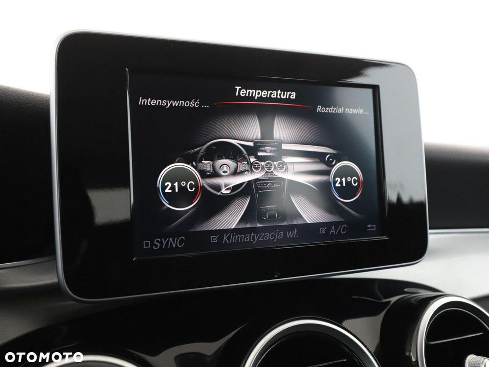 Mercedes-Benz Klasa C 180 - 26