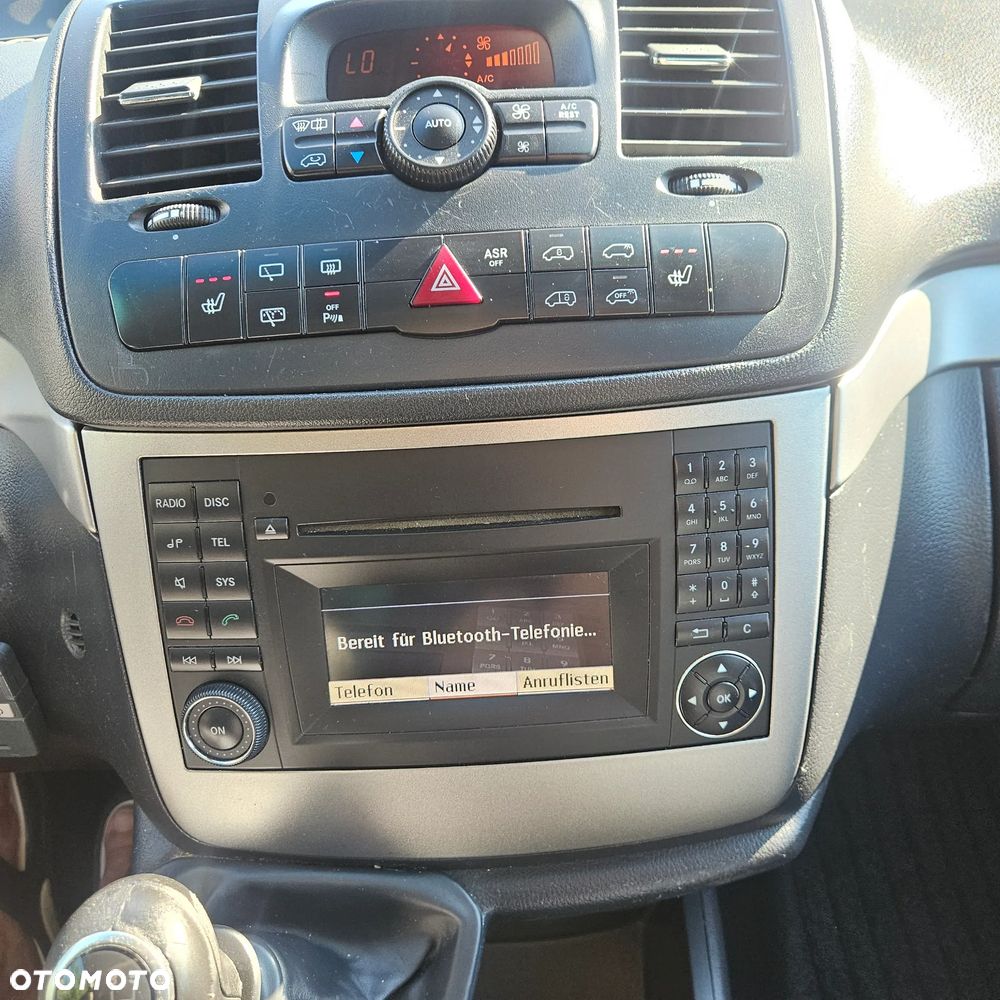 Mercedes-Benz Vito - 38