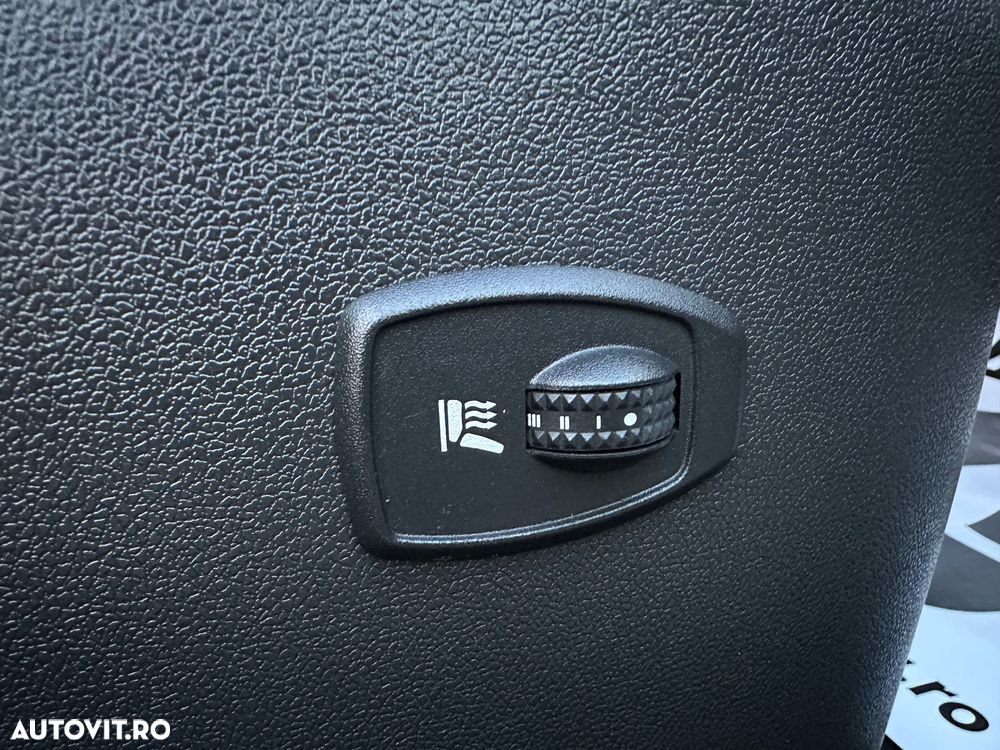 Renault Megane 1.6 16V 100 Authentique - 17