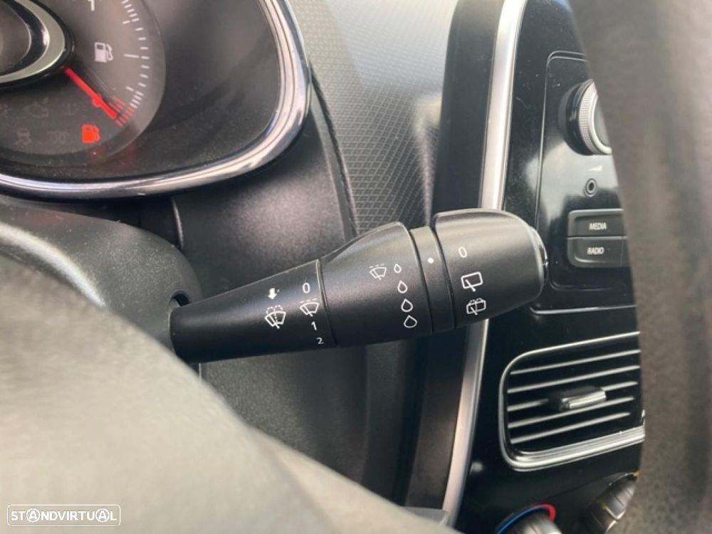 Renault Clio 1.5 dCi Zen - 11