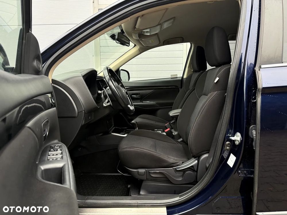 Mitsubishi Outlander 2.0 Intense + SDA 4WD CVT - 8