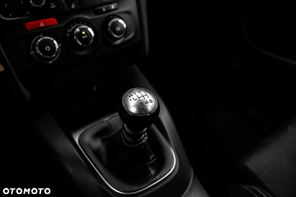 Citroën C4 e-HDi 110 Selection - 34