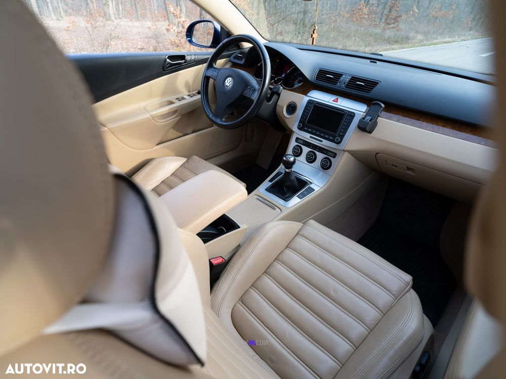 Volkswagen Passat 2.0 TDI Individual - 17