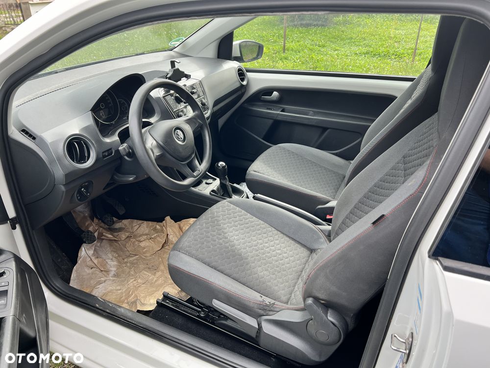 Volkswagen up! 1.0 move EU6 - 8