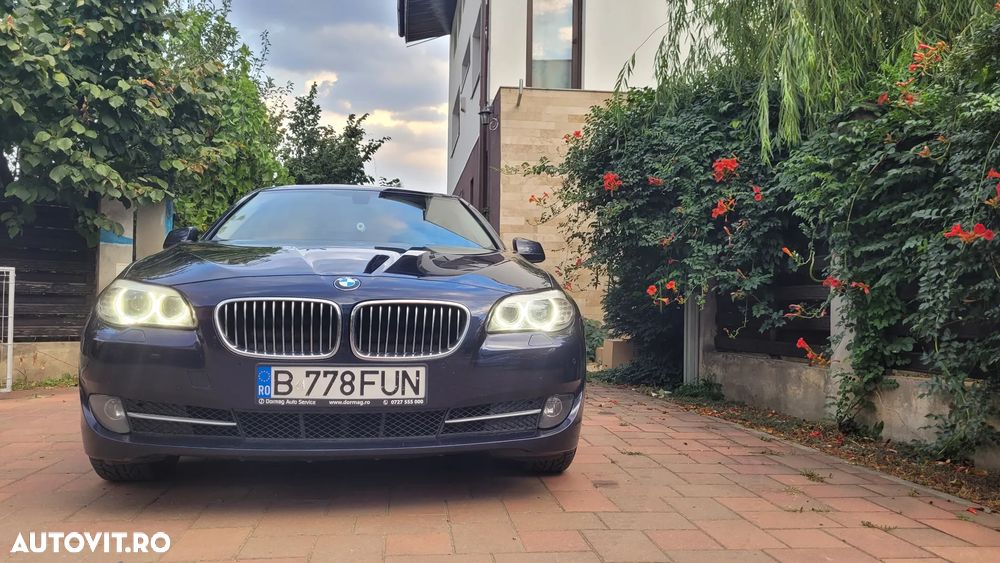 BMW Seria 5 525d xDrive AT - 7