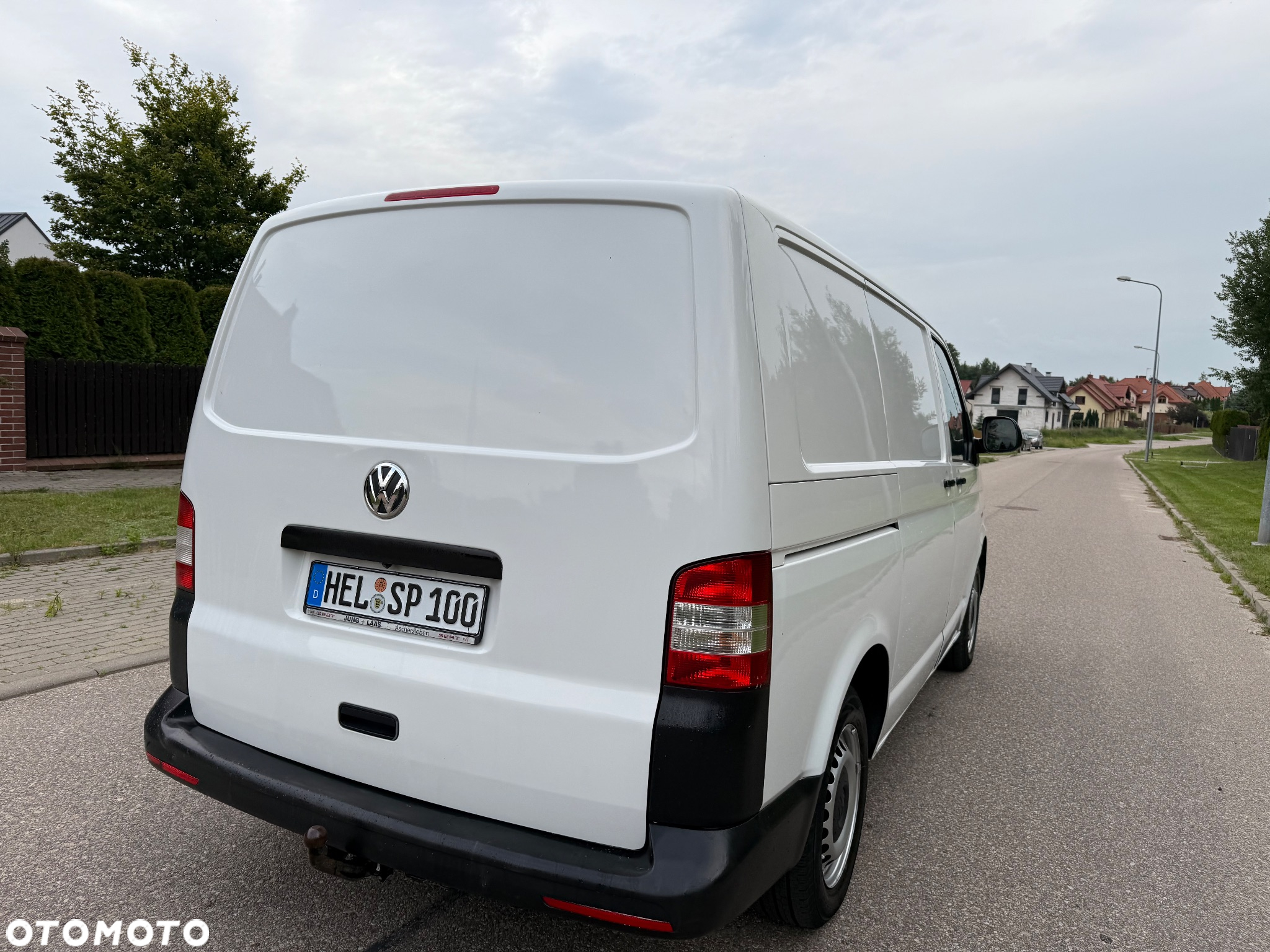 Volkswagen Transporter - 11