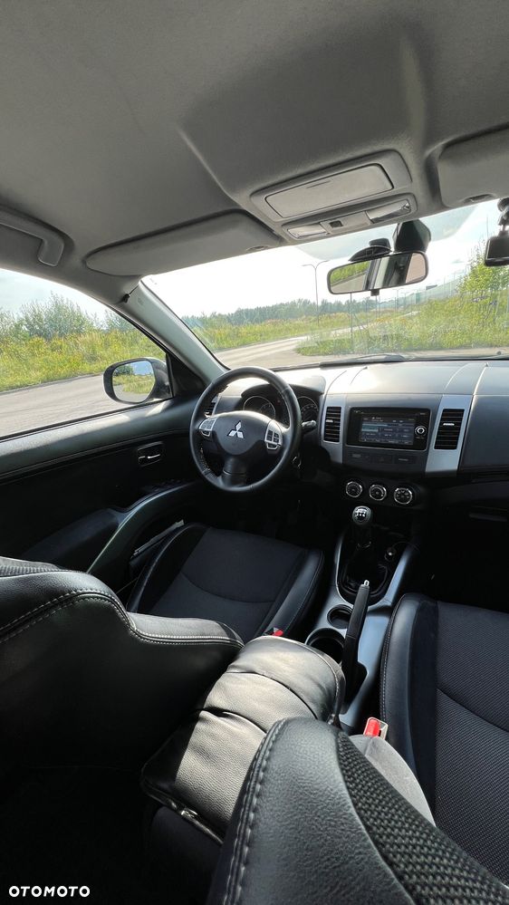 Mitsubishi Outlander 2.0 Invite 2WD EU5 - 23