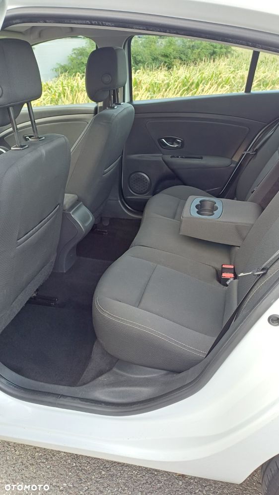 Renault Fluence - 10