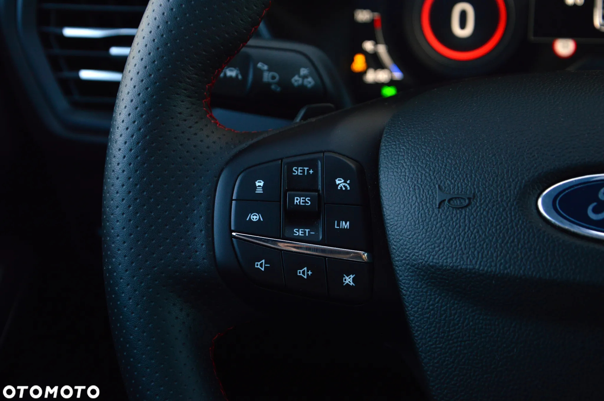 Ford Focus 2.3 EcoBoost ST X - 29